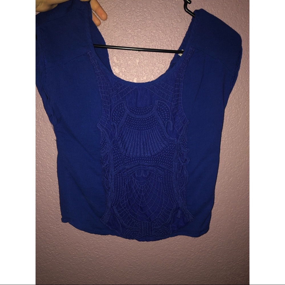 Blue crop top